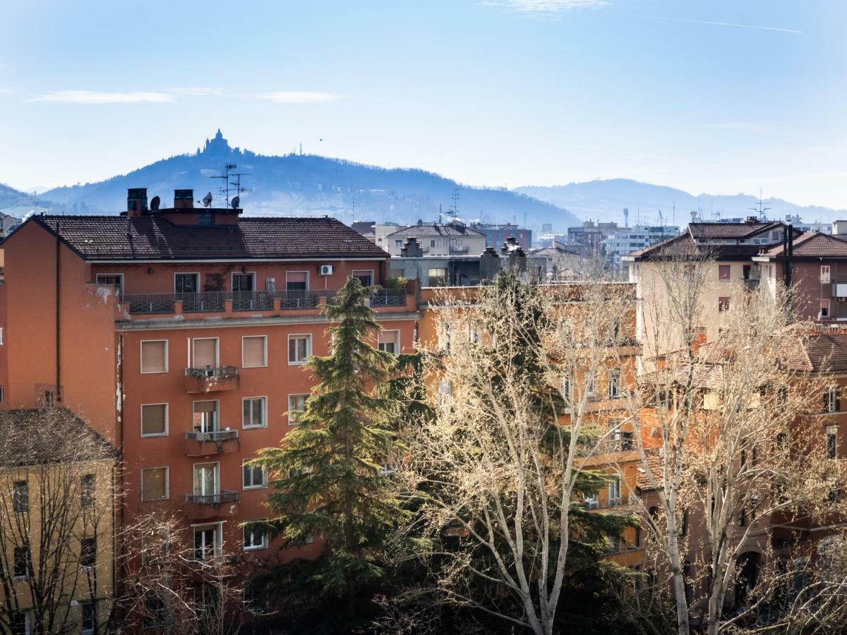 Carlotta Station Suite Bologna Bagian luar foto