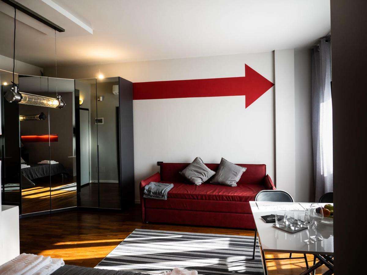 Carlotta Station Suite Bologna Bagian luar foto