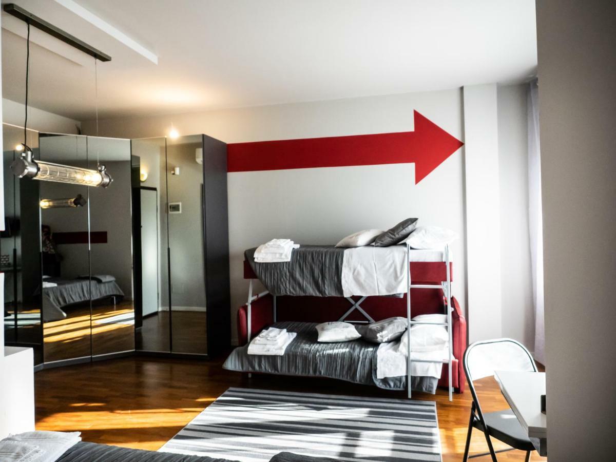 Carlotta Station Suite Bologna Bagian luar foto